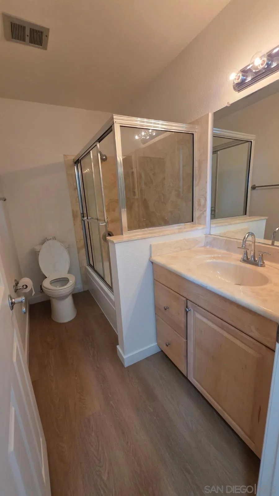 1420 Hilltop Drive #304 Chula Vista, CA 91911
