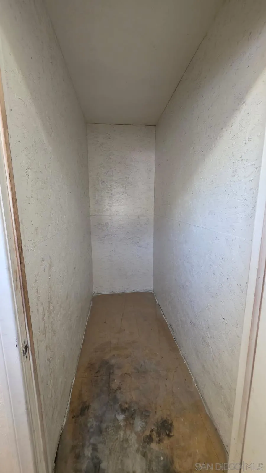1420 Hilltop Drive #304 Chula Vista, CA 91911