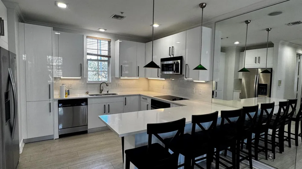 75 NE 5TH AVENUE #M Delray Beach, FL 33483