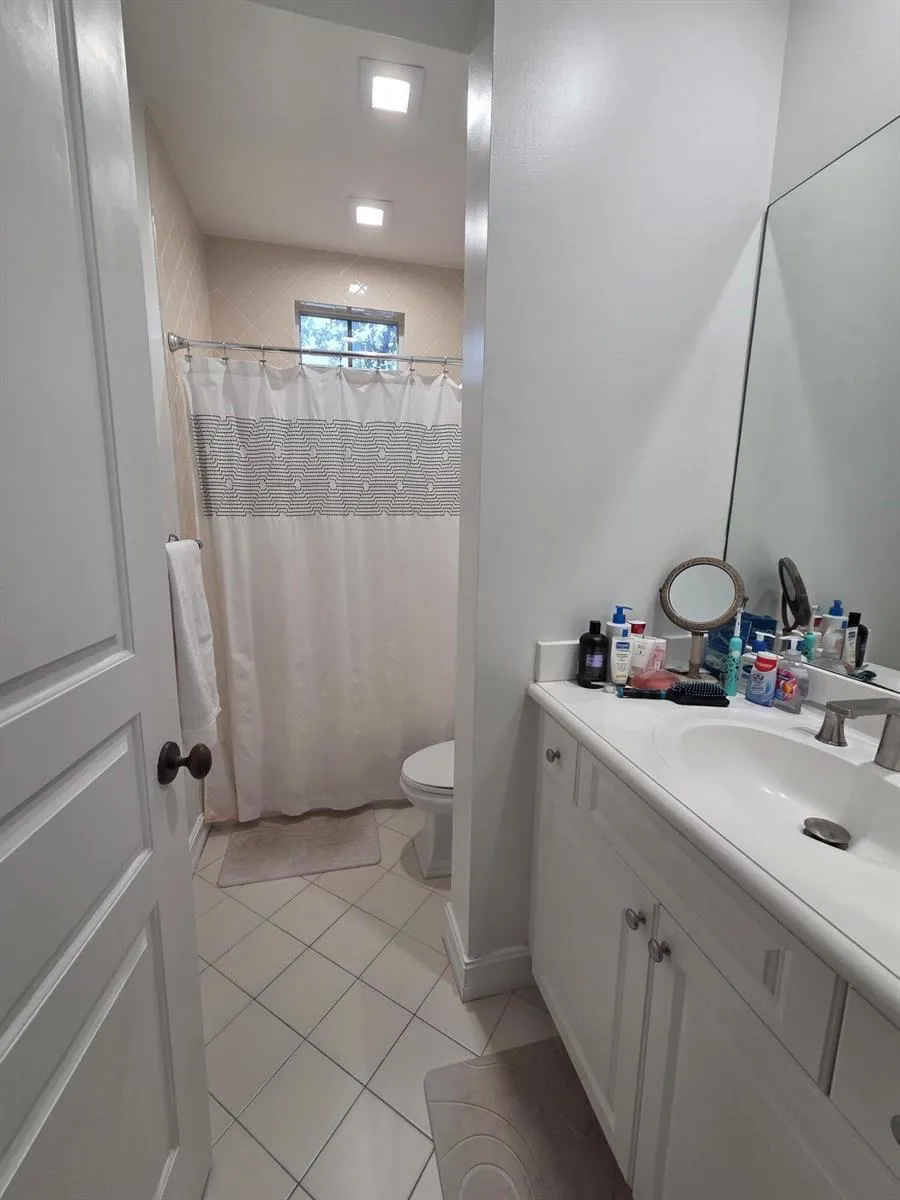 75 NE 5TH AVENUE #M Delray Beach, FL 33483
