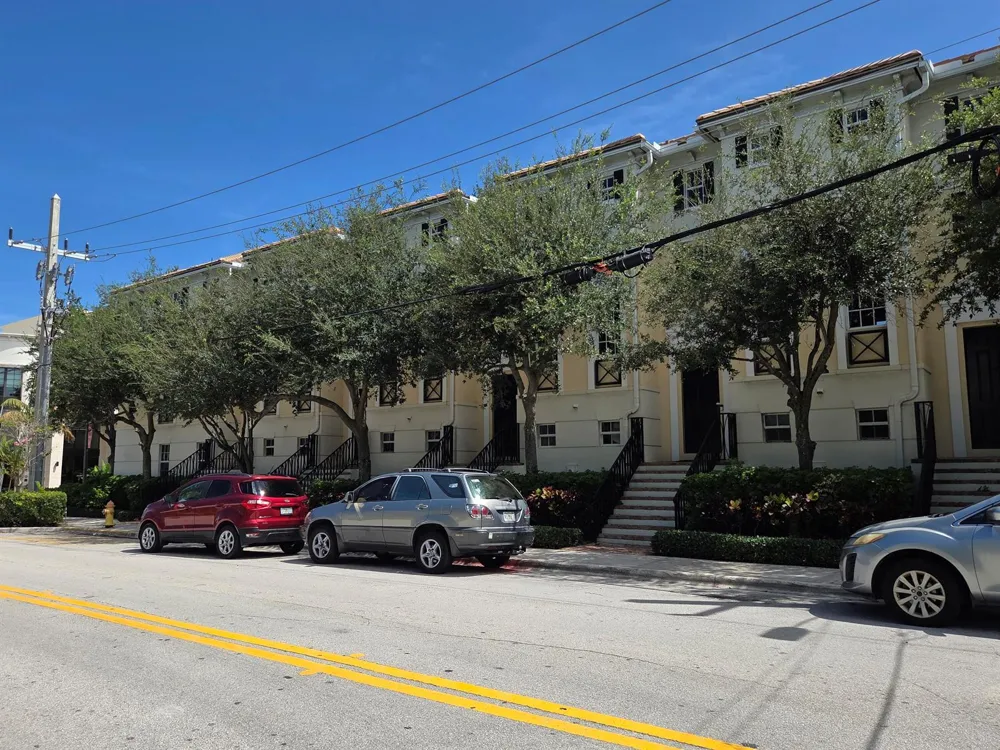 75 NE 5TH AVENUE #M Delray Beach, FL 33483