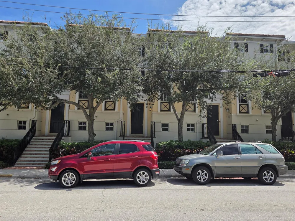 75 NE 5TH AVENUE #M Delray Beach, FL 33483