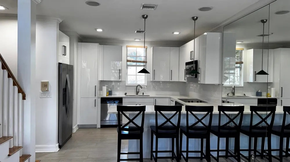 75 NE 5TH AVENUE #M Delray Beach, FL 33483