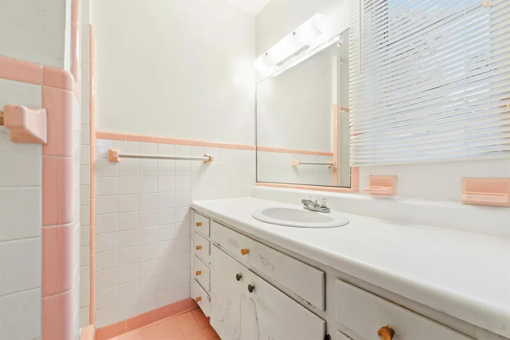 1054 Trinidad Avenue Fort Pierce, FL 34982
