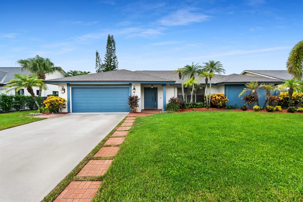 14358 BLACKBERRY DRIVE Wellington, FL 33414