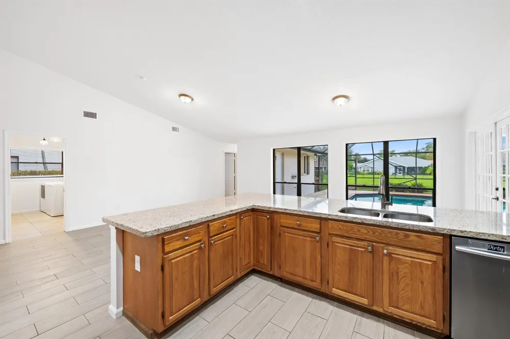 14358 BLACKBERRY DRIVE Wellington, FL 33414