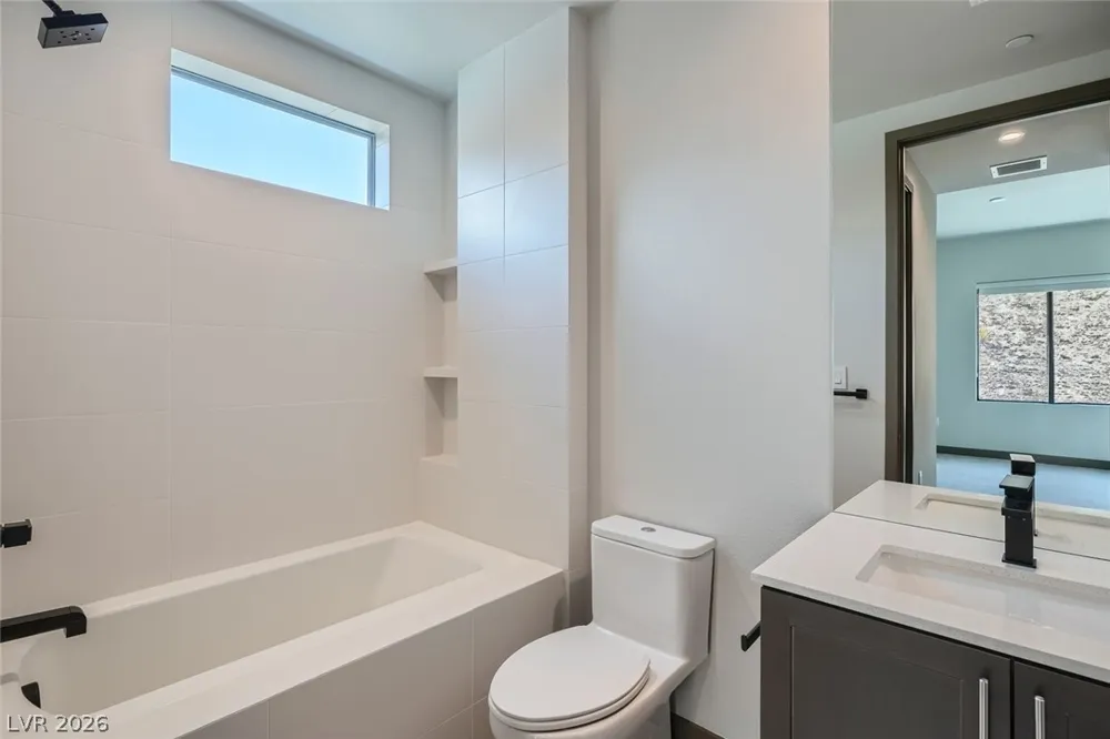 18 Promenade Isle Lane Henderson, NV 89011