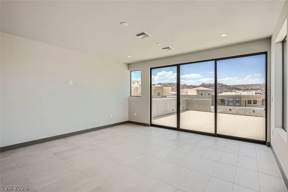 18 Promenade Isle Lane Henderson, NV 89011