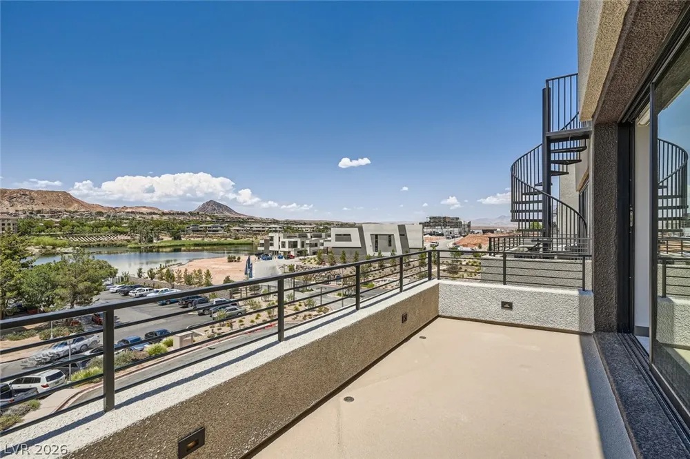 18 Promenade Isle Lane Henderson, NV 89011