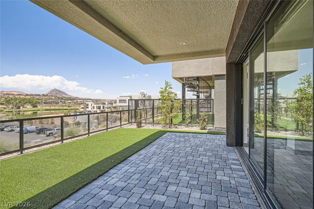 18 Promenade Isle Lane Henderson, NV 89011