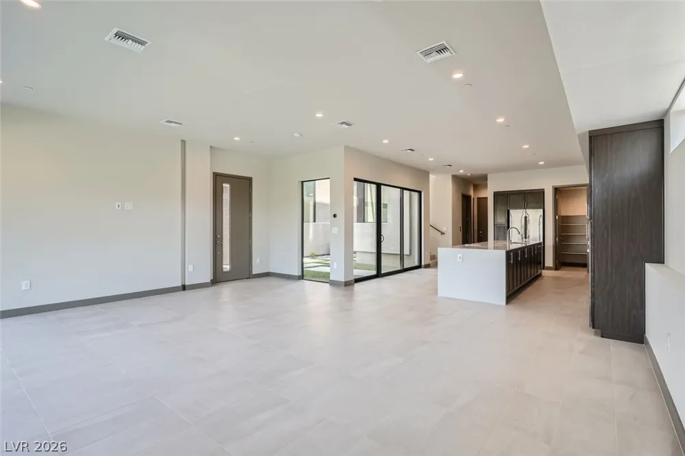 18 Promenade Isle Lane Henderson, NV 89011