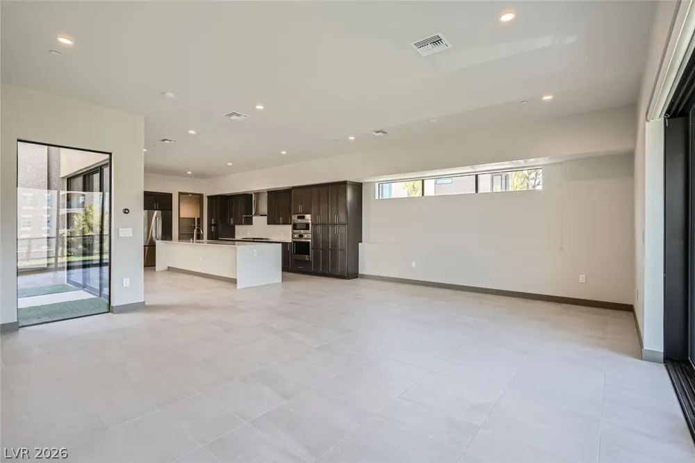 18 Promenade Isle Lane Henderson, NV 89011