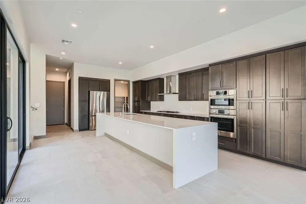 18 Promenade Isle Lane Henderson, NV 89011