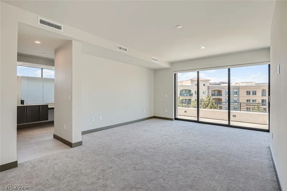 18 Promenade Isle Lane Henderson, NV 89011