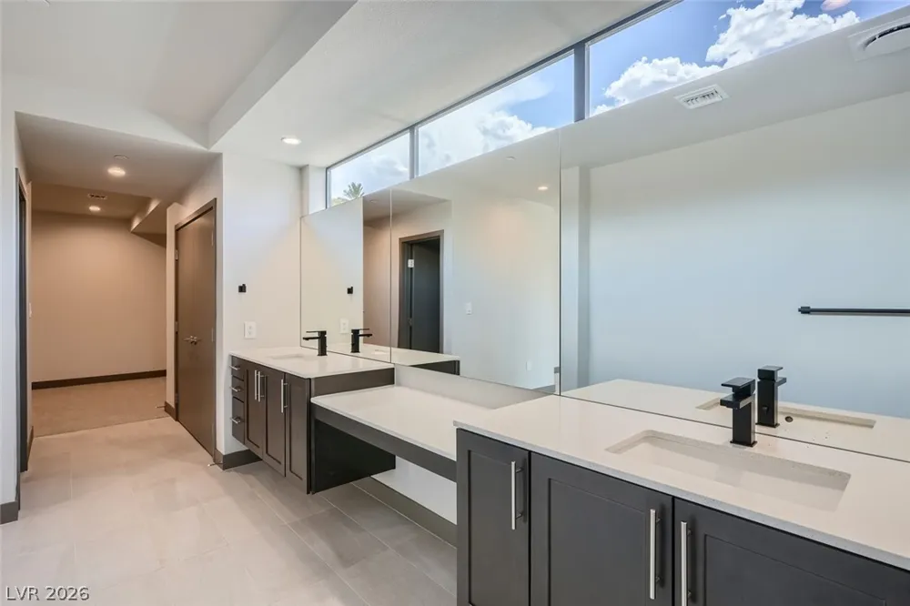 18 Promenade Isle Lane Henderson, NV 89011