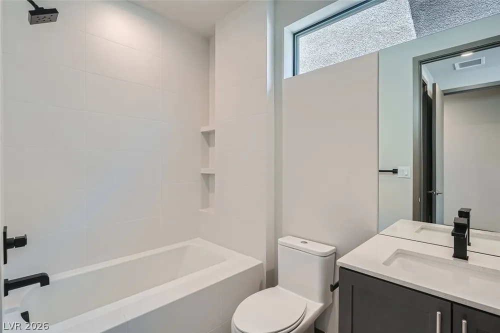18 Promenade Isle Lane Henderson, NV 89011