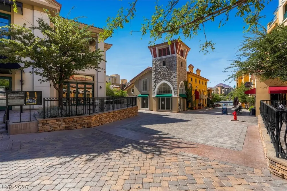 18 Promenade Isle Lane Henderson, NV 89011