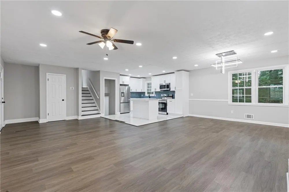 353 Old Rosser Road Stone Mountain, GA 30087