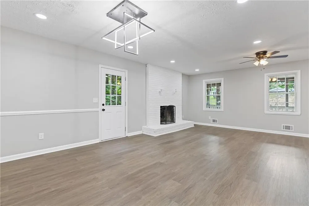 353 Old Rosser Road Stone Mountain, GA 30087