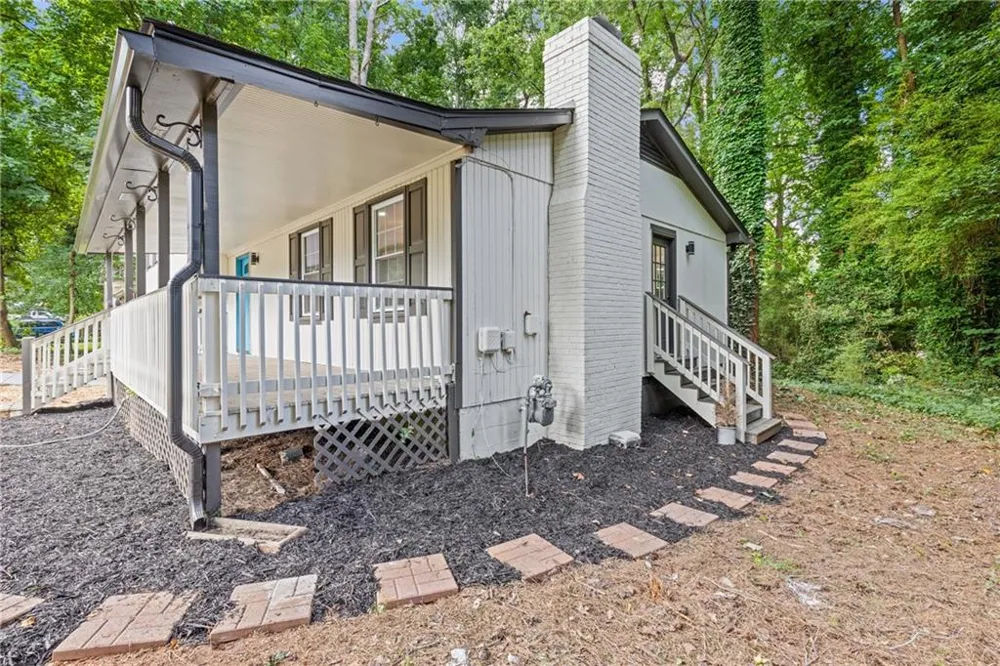 353 Old Rosser Road Stone Mountain, GA 30087