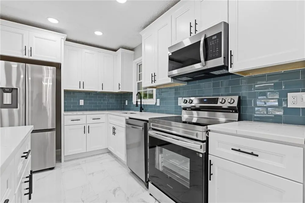 353 Old Rosser Road Stone Mountain, GA 30087