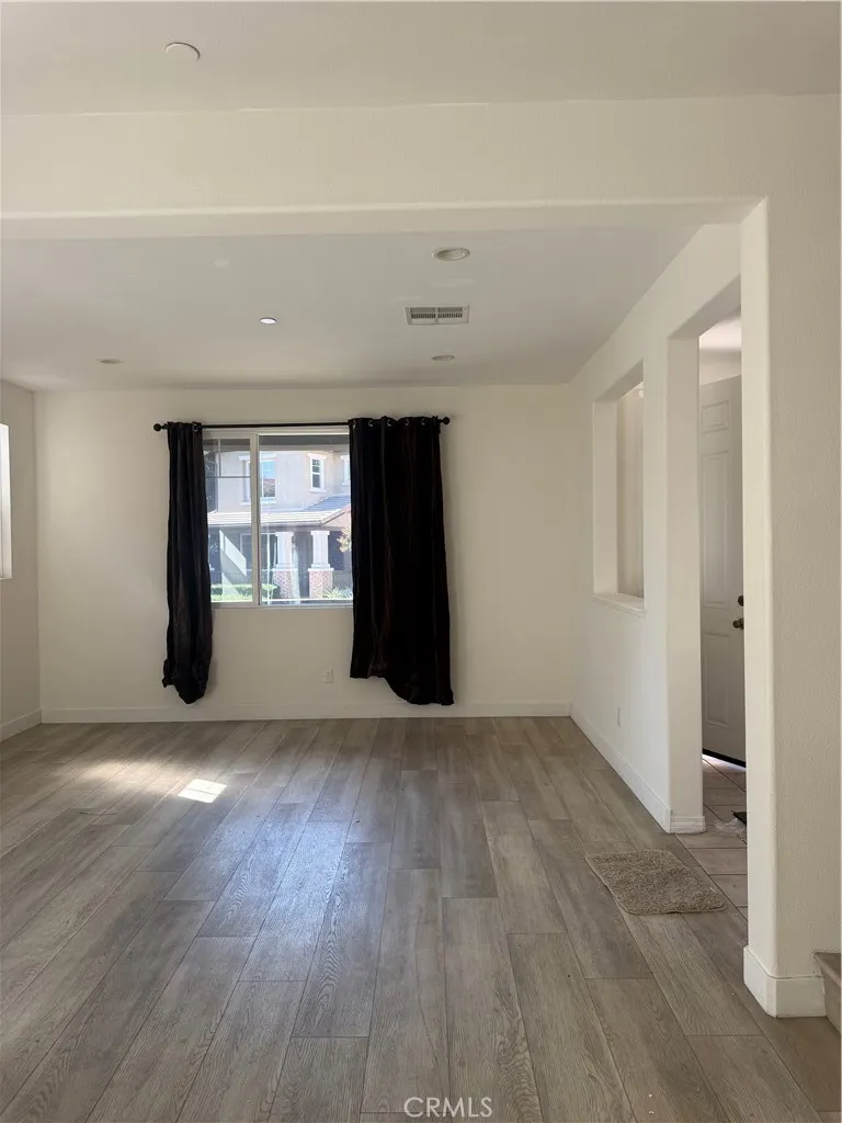 1949 Canopy Lane La Verne, CA 91750