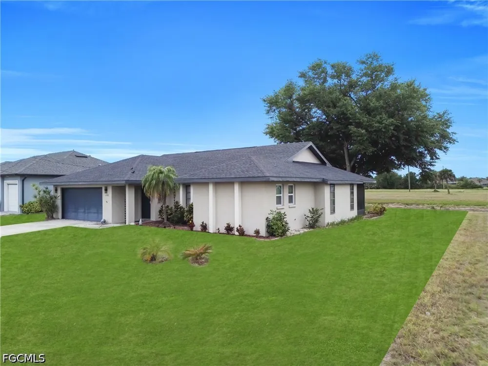 Rotonda Circle Rotonda West, FL 33947