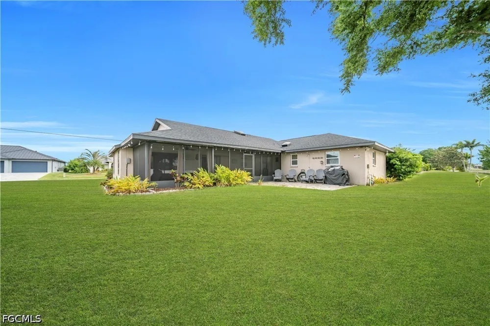Rotonda Circle Rotonda West, FL 33947