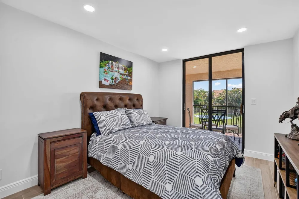 7917 LA MIRADA DRIVE Boca Raton, FL 33433