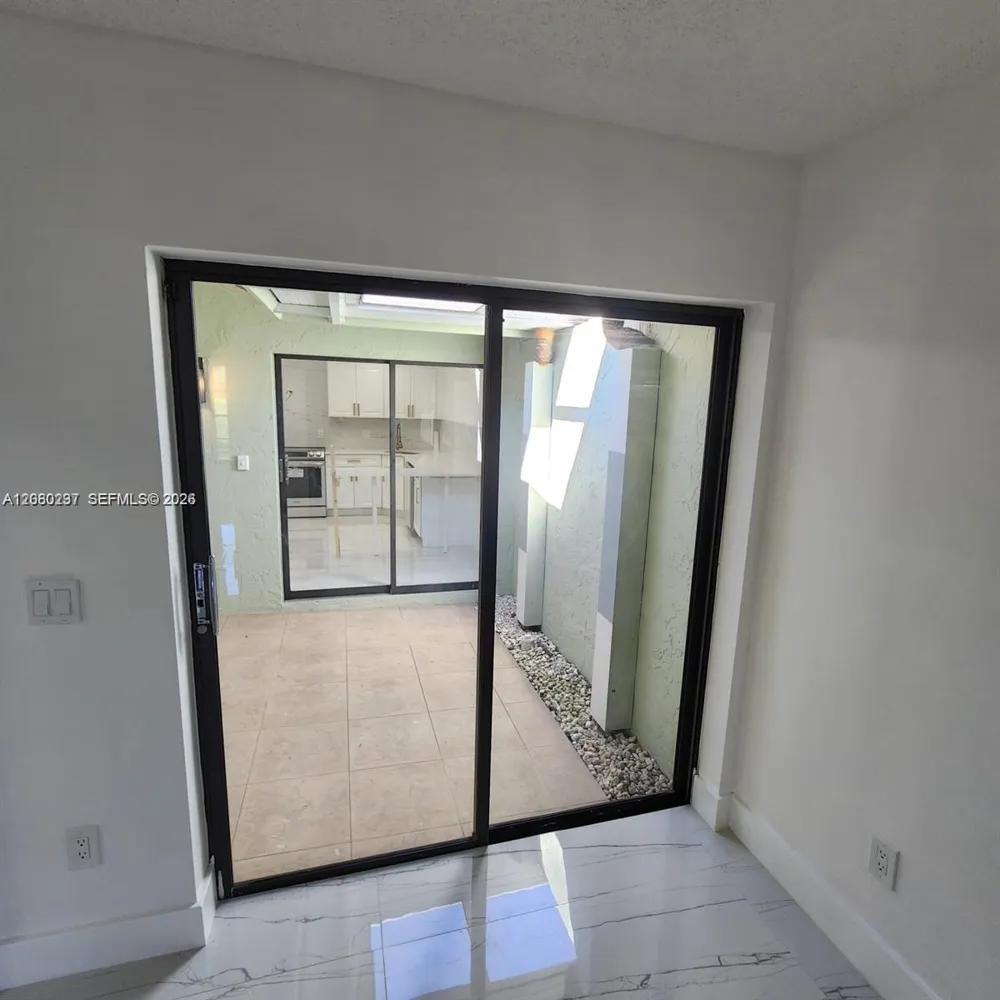 9088 SW 22nd St #E Boca Raton, FL 33428