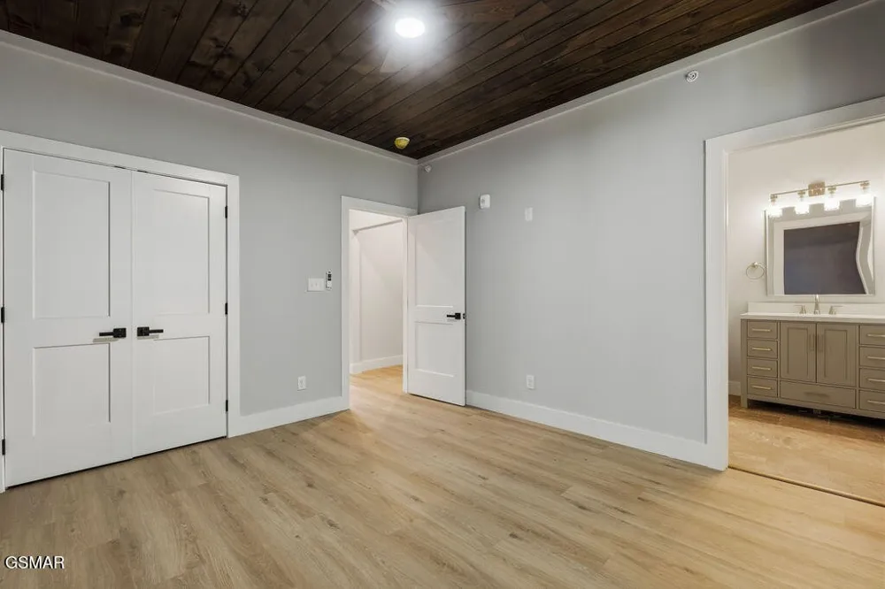215 Circle Drive #2 Gatlinburg, TN 37738