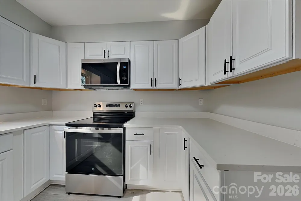 9428 White Cedar Court Charlotte, NC 28213