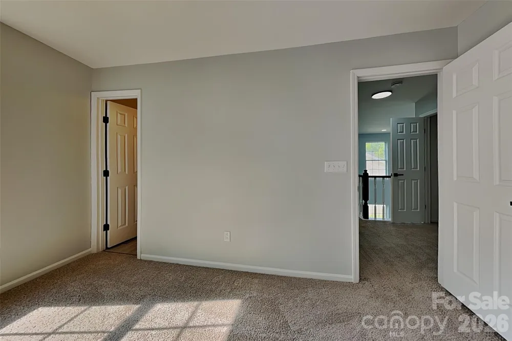 9428 White Cedar Court Charlotte, NC 28213