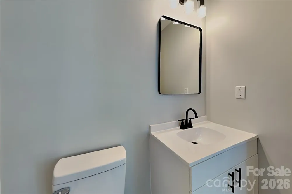 9428 White Cedar Court Charlotte, NC 28213