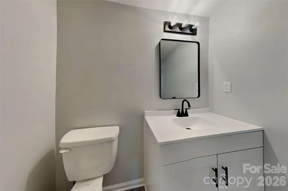 9428 White Cedar Court Charlotte, NC 28213