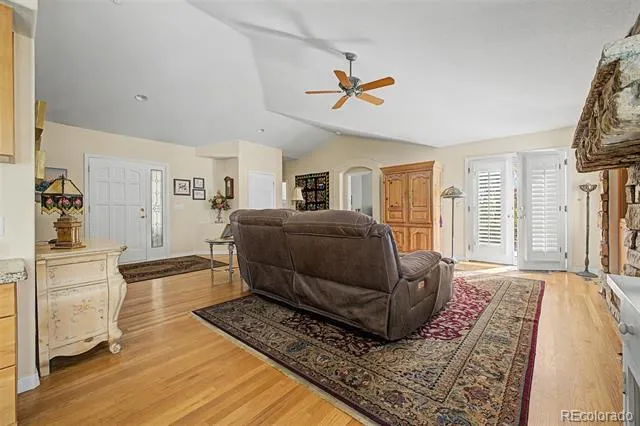 13960 E Chenango Drive Aurora, CO 80015