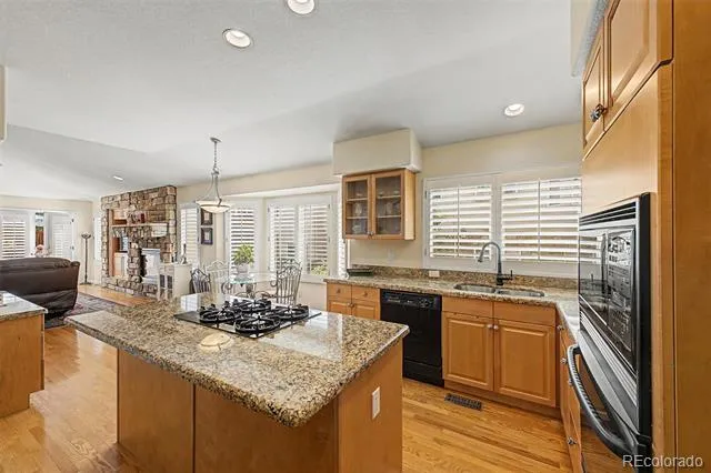 13960 E Chenango Drive Aurora, CO 80015