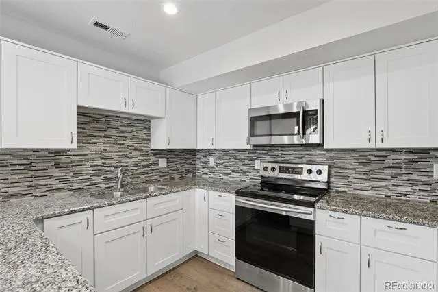 2147 Denton Grove #102 Colorado Springs, CO 80919