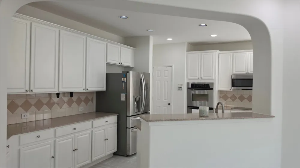 606 Port Royale Way Euless, TX 76039