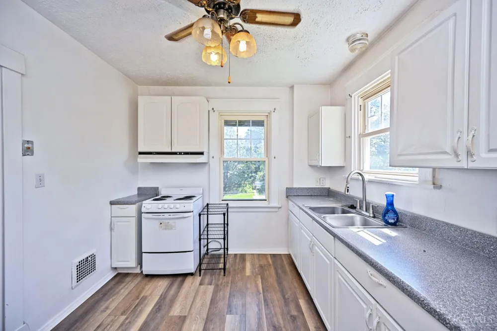 141 Nansen Street Cincinnati, OH 45216