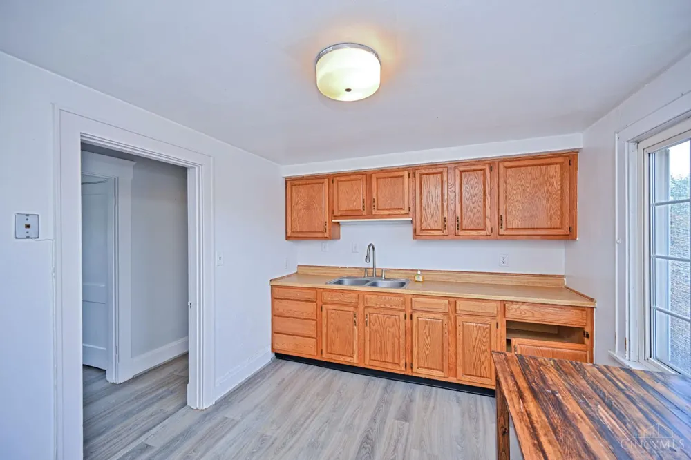 141 Nansen Street Cincinnati, OH 45216