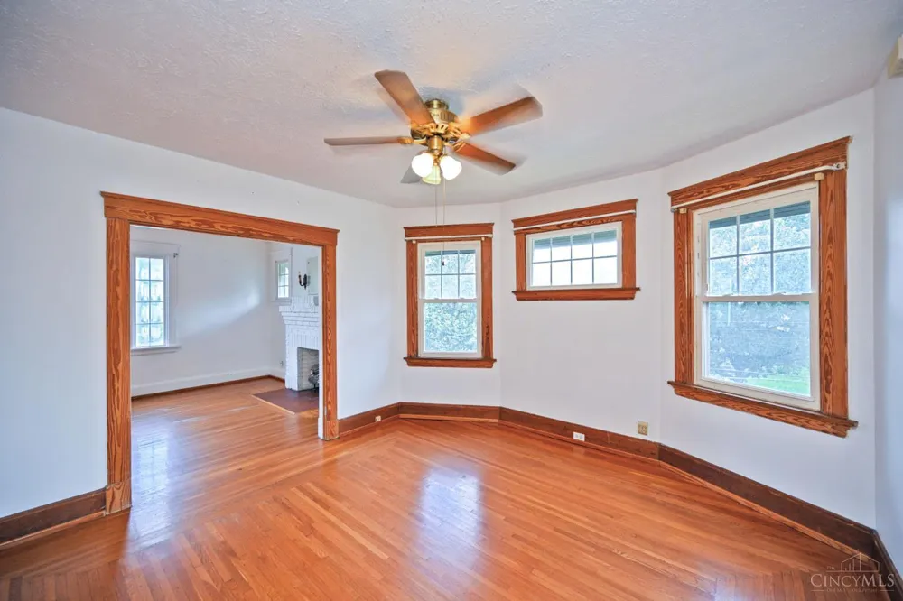 141 Nansen Street Cincinnati, OH 45216