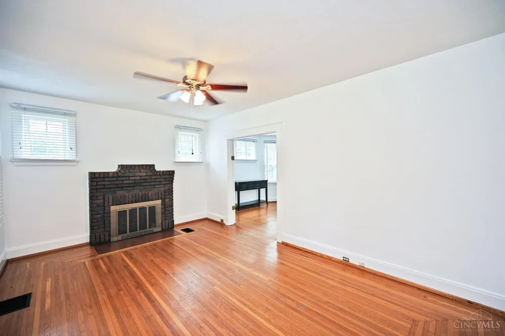 141 Nansen Street Cincinnati, OH 45216