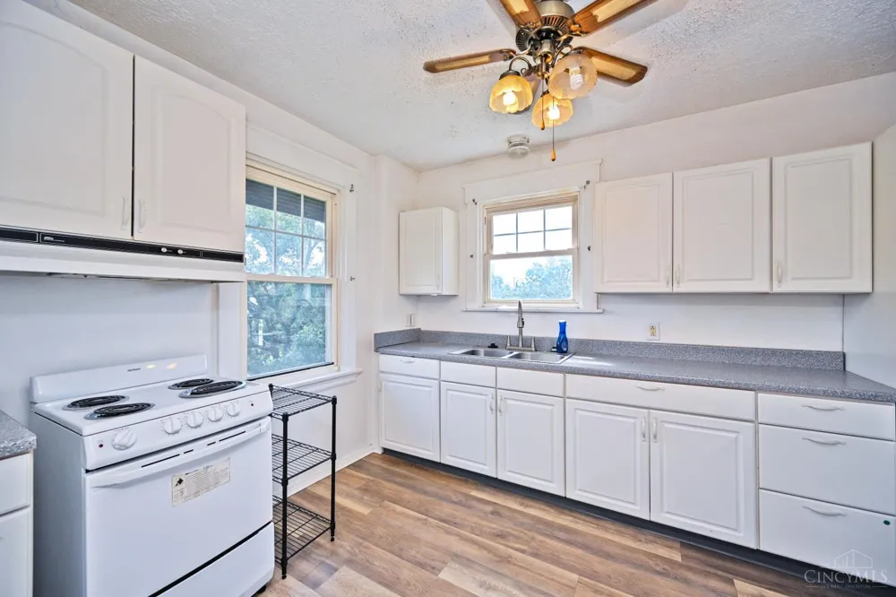 141 Nansen Street Cincinnati, OH 45216