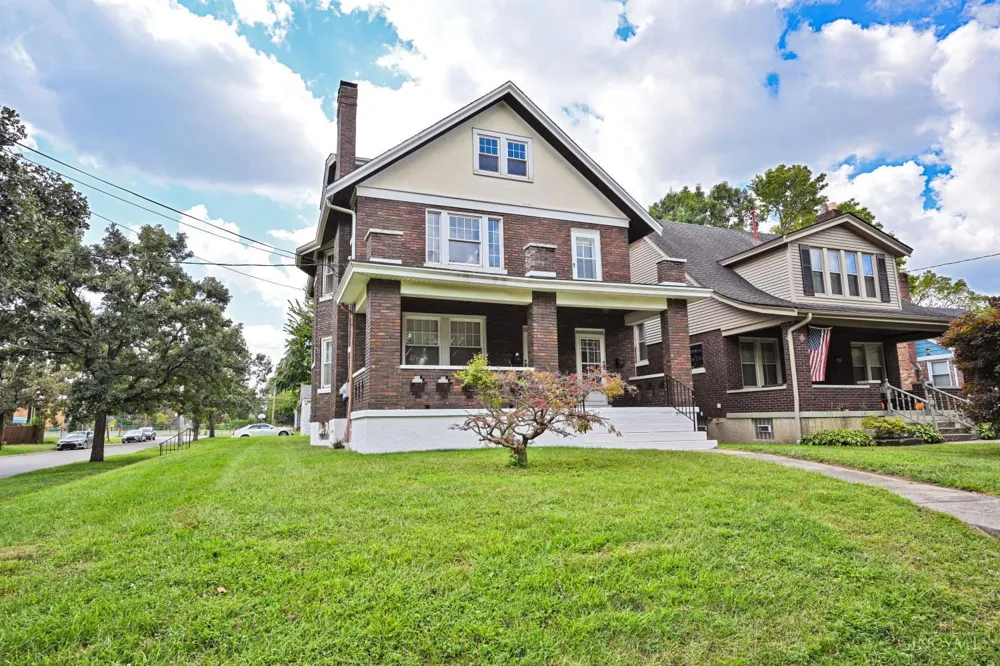 141 Nansen Street Cincinnati, OH 45216