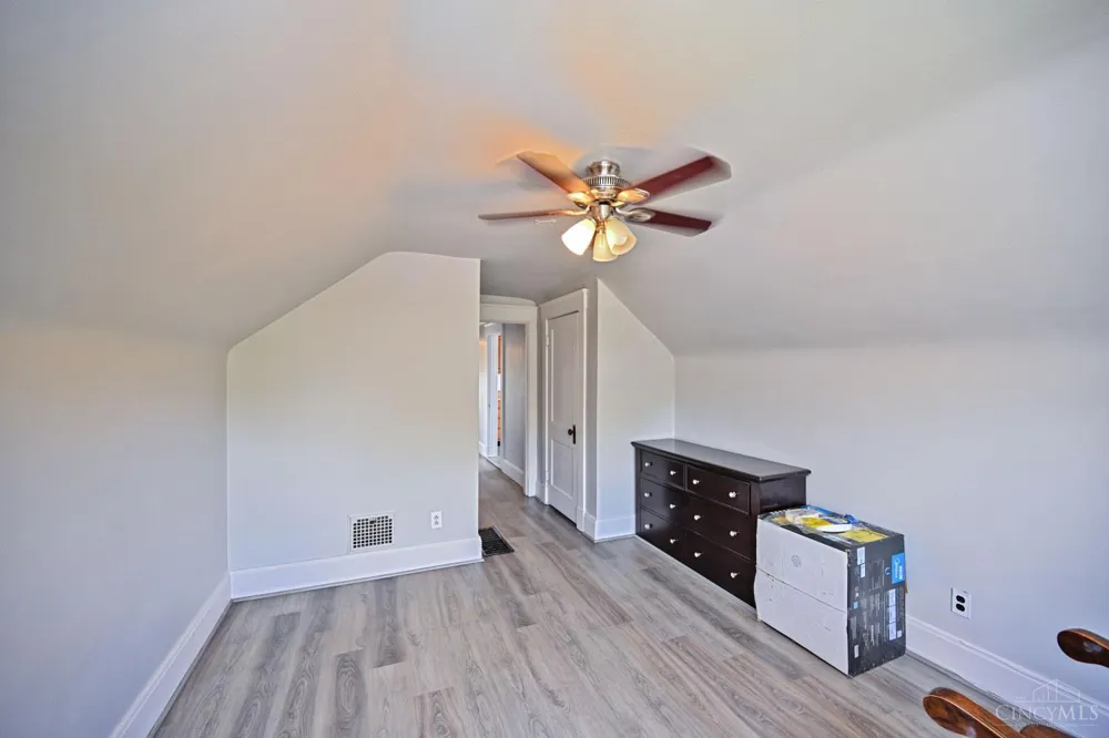 141 Nansen Street Cincinnati, OH 45216