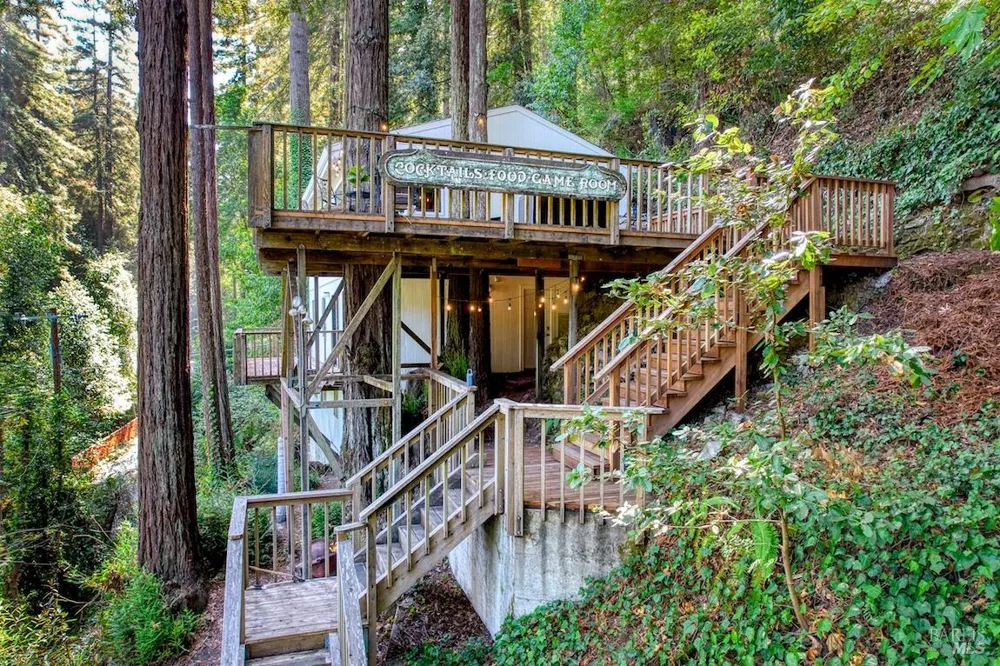 21684 Starrett Hill Drive Monte Rio, CA 95462