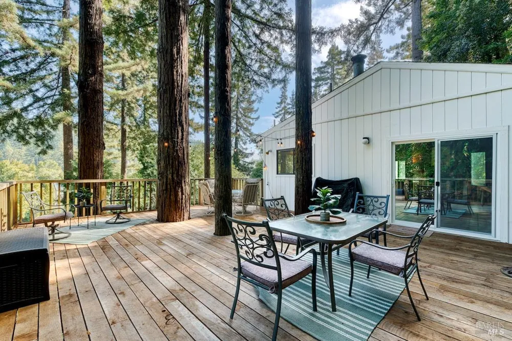 21684 Starrett Hill Drive Monte Rio, CA 95462