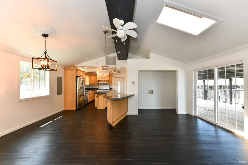 1311 E Bonness Road Sonoma, CA 95476