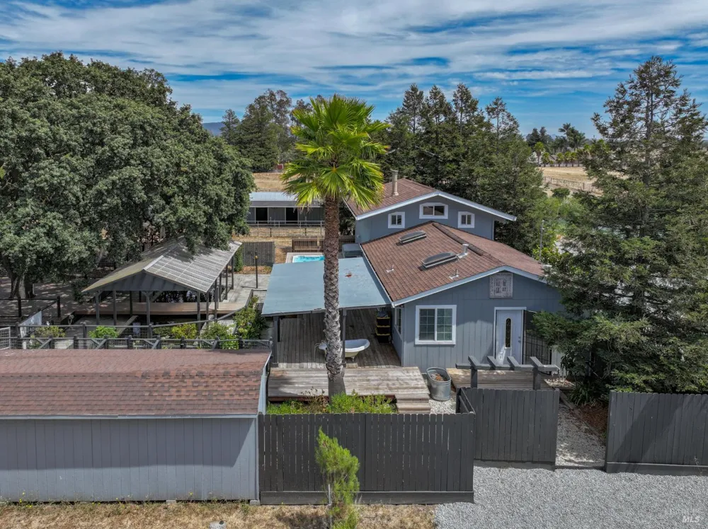 1311 E Bonness Road Sonoma, CA 95476